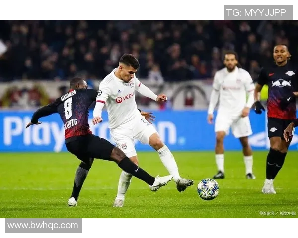 贺芬咸与里昂的精彩对决揭示足球战术与团队协作的完美结合