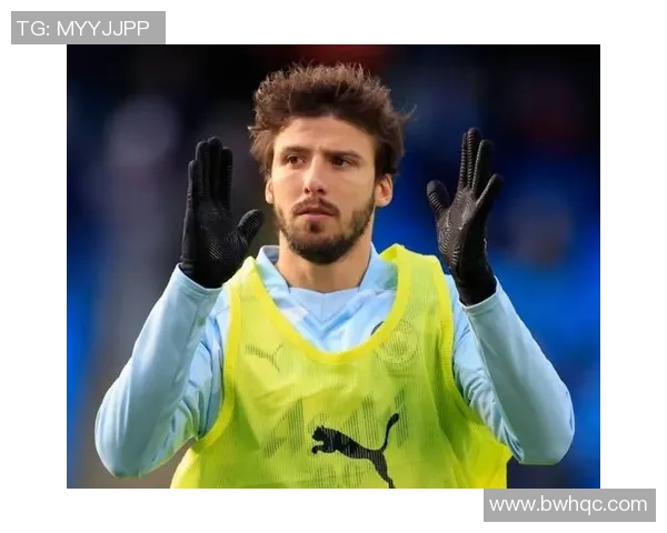 鲁本迪亚斯：从年轻天才到足球场上的坚实防线之王