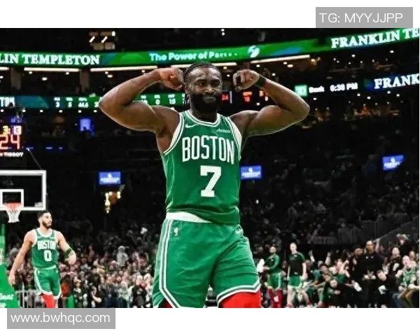 杰伦布朗的成长之路:从新秀到NBA明星的蜕变与挑战 杰伦布朗的成长之路:从新秀到NBA明星的蜕变与挑战