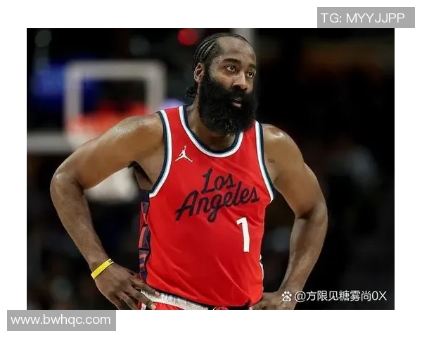 森林狼与国王激战正酣球迷期待精彩对决与精彩表现 森林狼与国王激战正酣球迷期待精彩对决与精彩表现