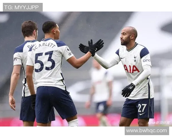 西布朗维奇迎战热刺展现英超激烈对抗与精彩瞬间